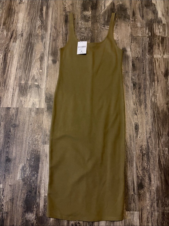 Forever 21 Dresses & Skirts - Forever 21 Olive Green Ribbed Midi Tank Dress